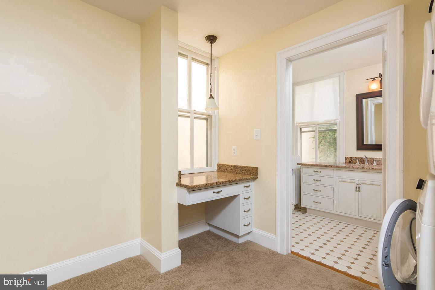 HISTORIC DISTRICT - Residential Lease