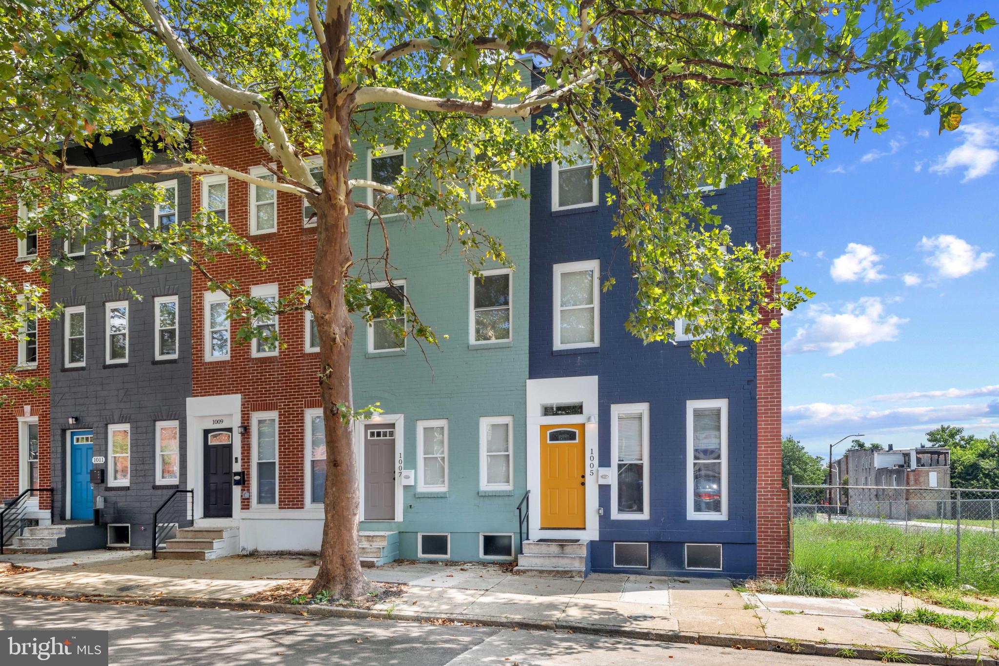 SANDTOWN-WINCHESTER - Residential