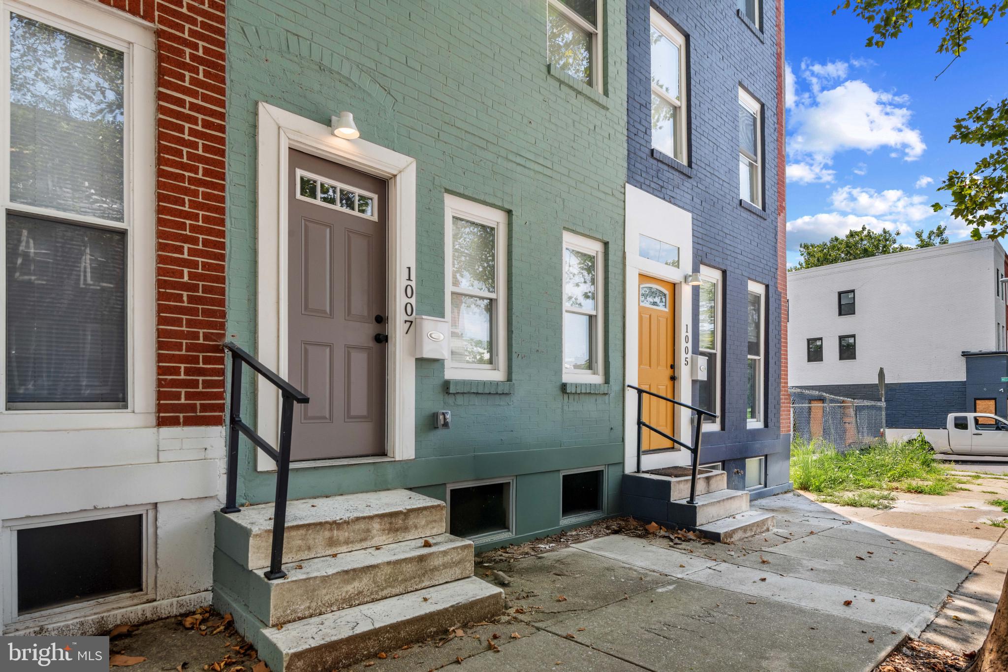 SANDTOWN-WINCHESTER - Residential