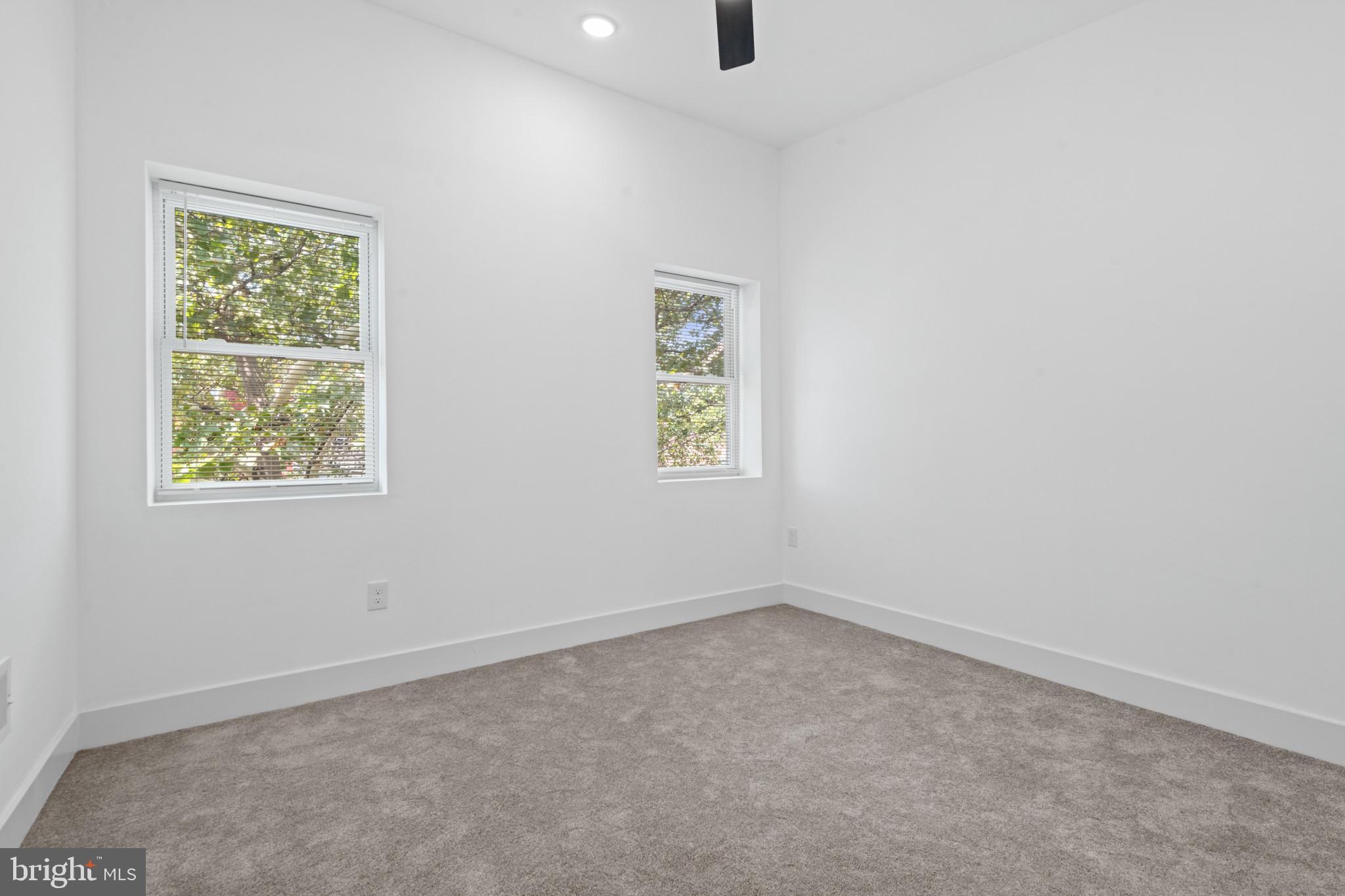 SANDTOWN-WINCHESTER - Residential