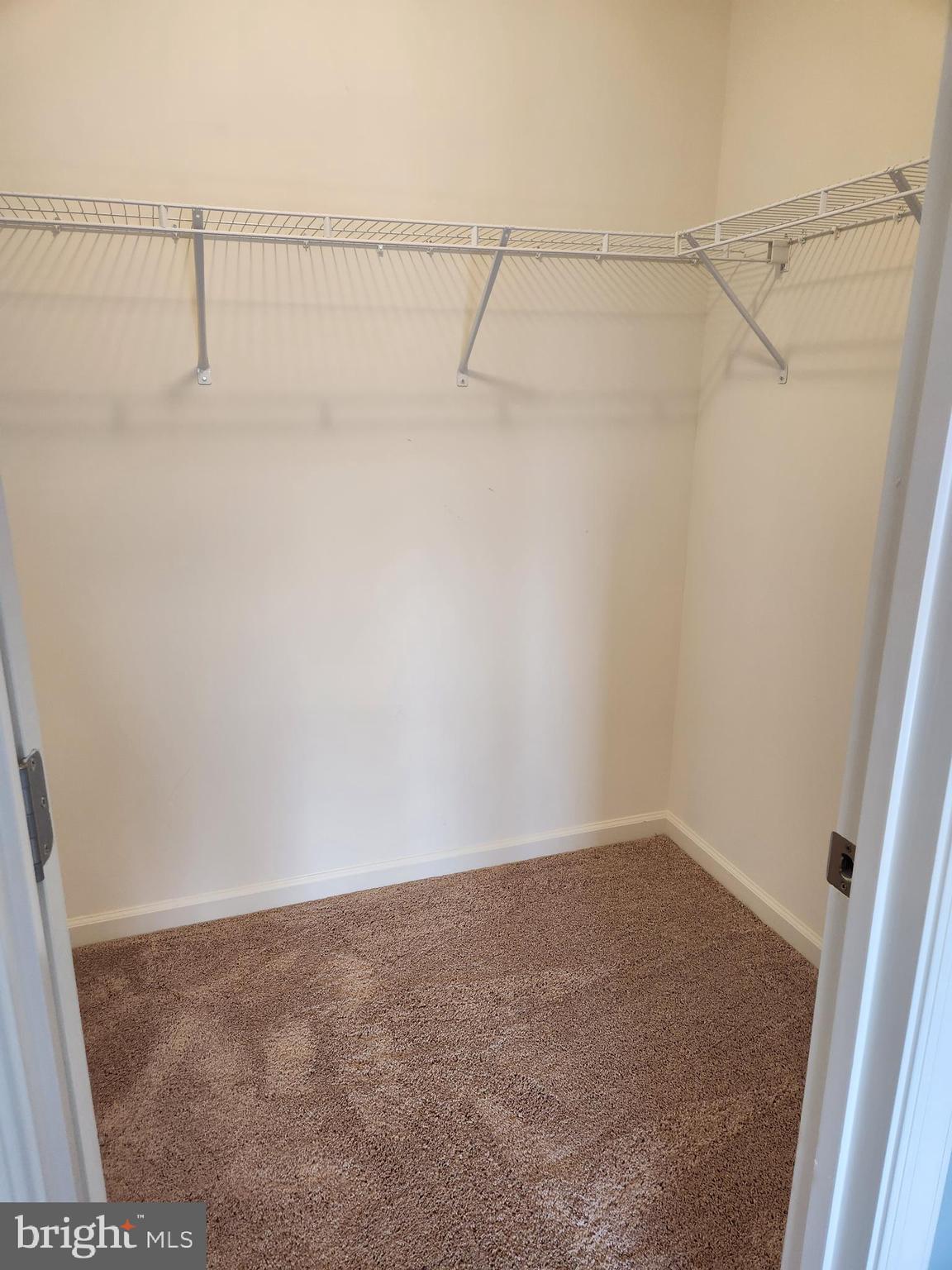 OVERLOOK AT RIVERSIDE - Residential Lease