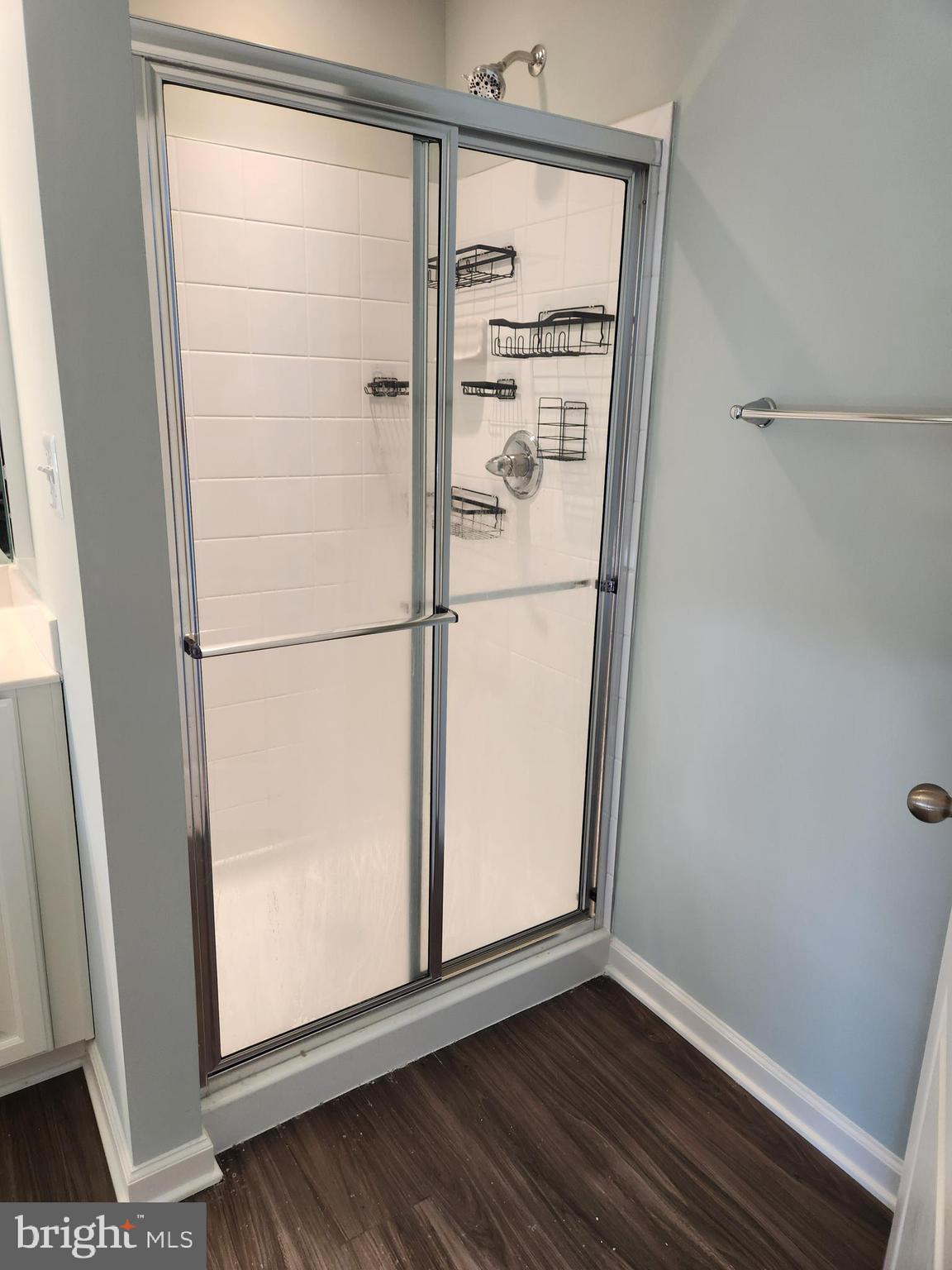 OVERLOOK AT RIVERSIDE - Residential Lease