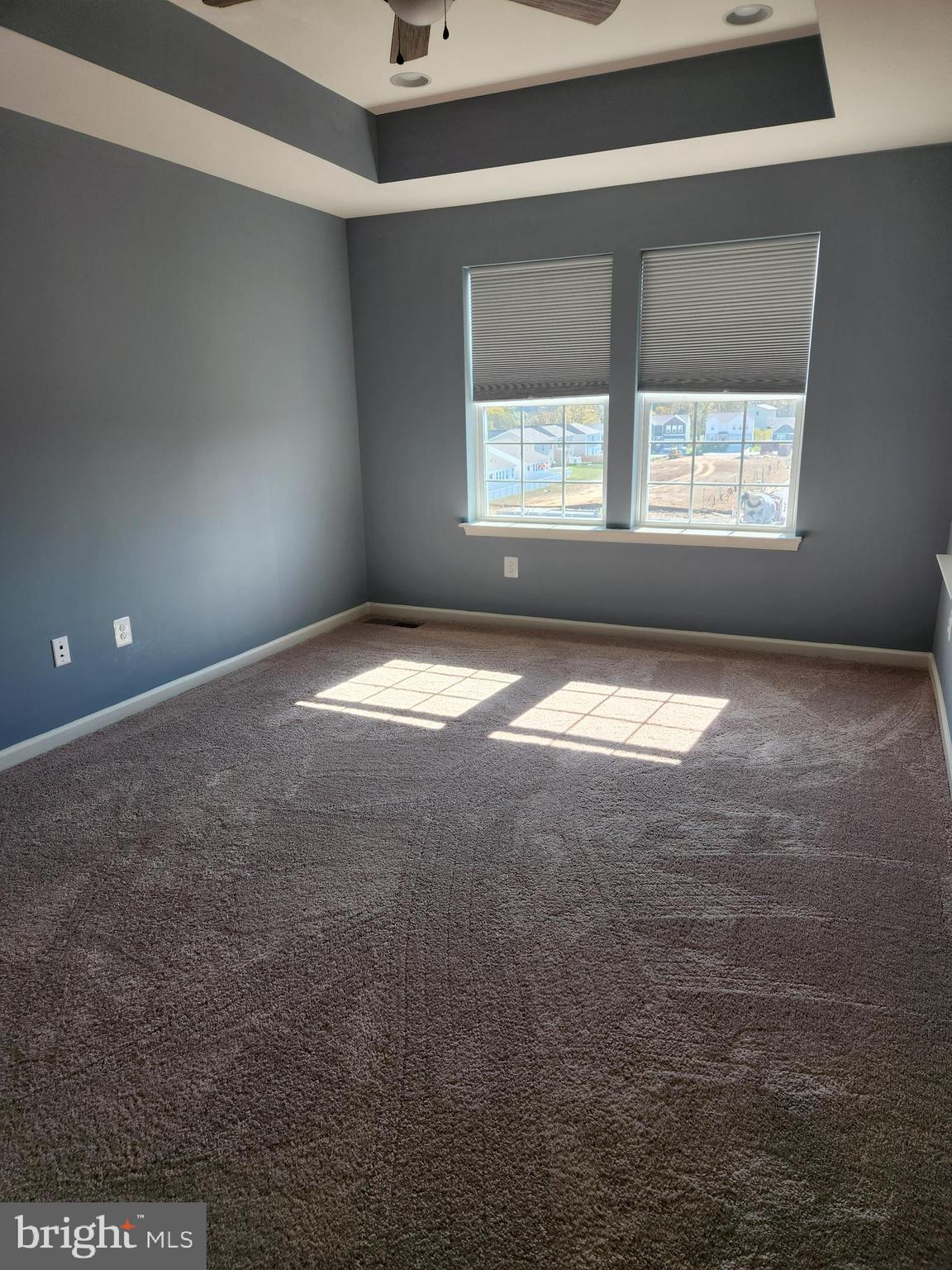 OVERLOOK AT RIVERSIDE - Residential Lease