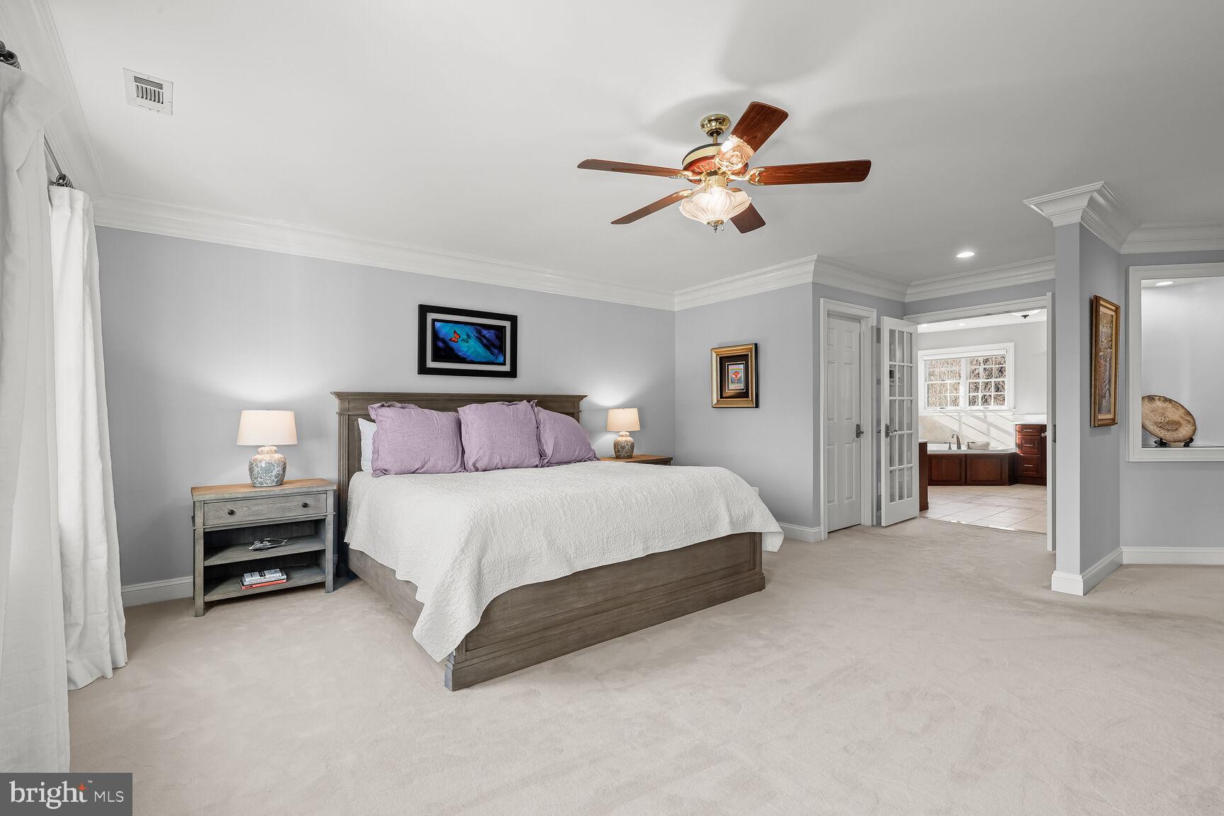 OAKWOOD OVERLOOK - Residential