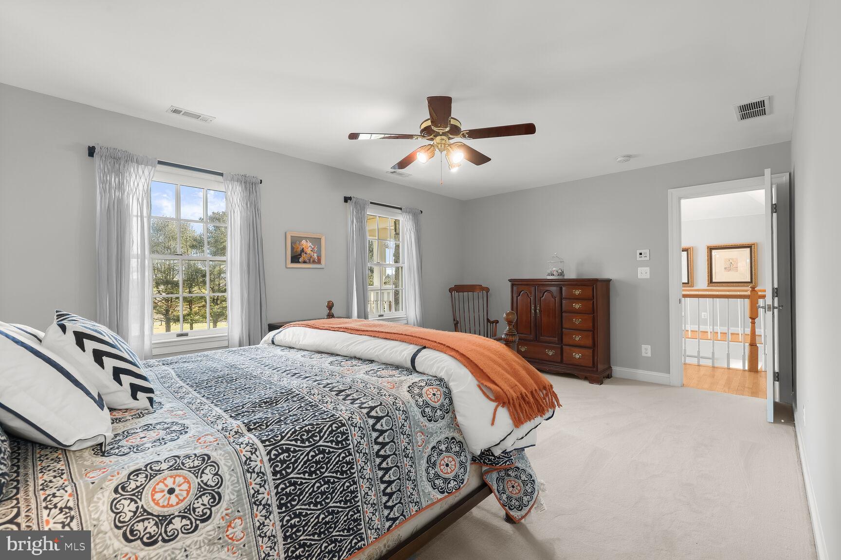 OAKWOOD OVERLOOK - Residential