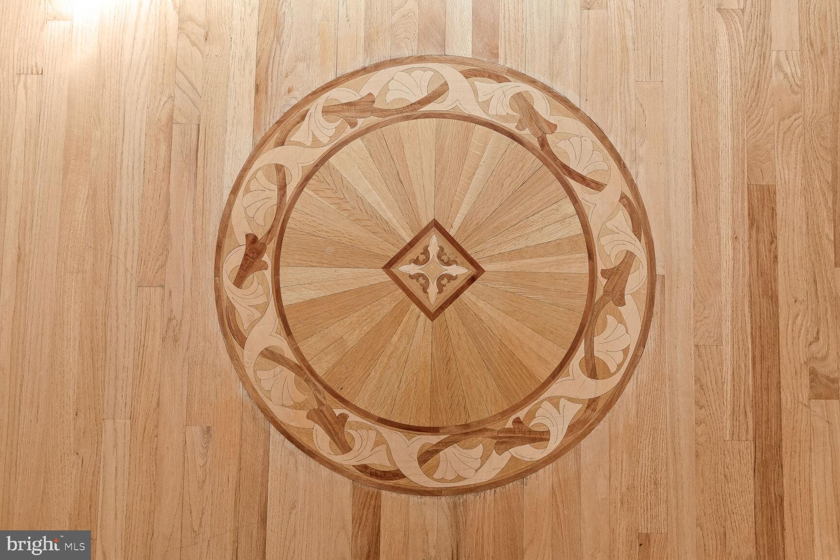 OAKWOOD OVERLOOK - Residential