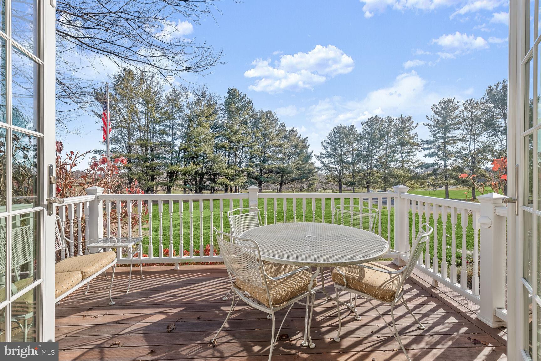 OAKWOOD OVERLOOK - Residential