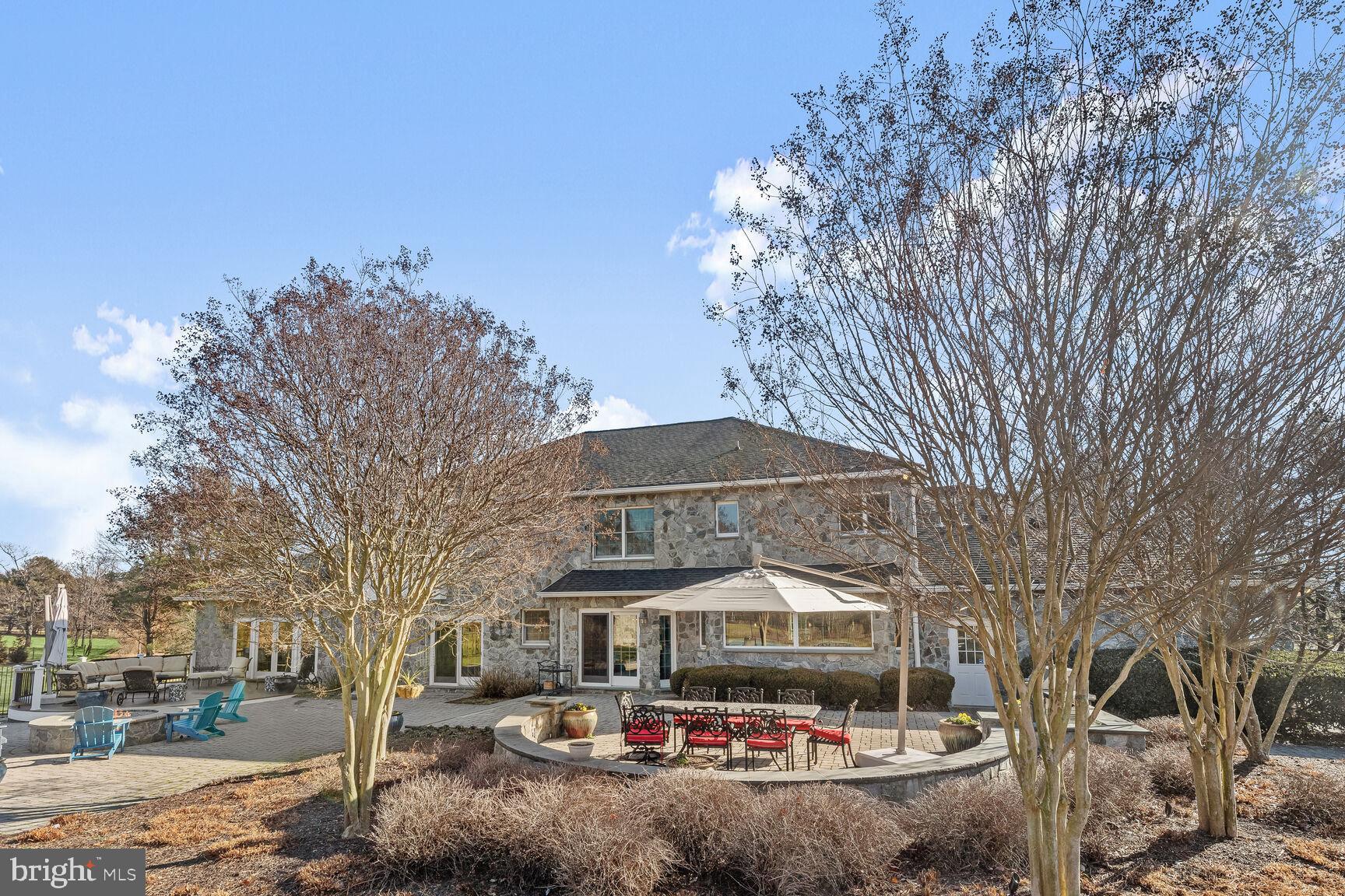 OAKWOOD OVERLOOK - Residential