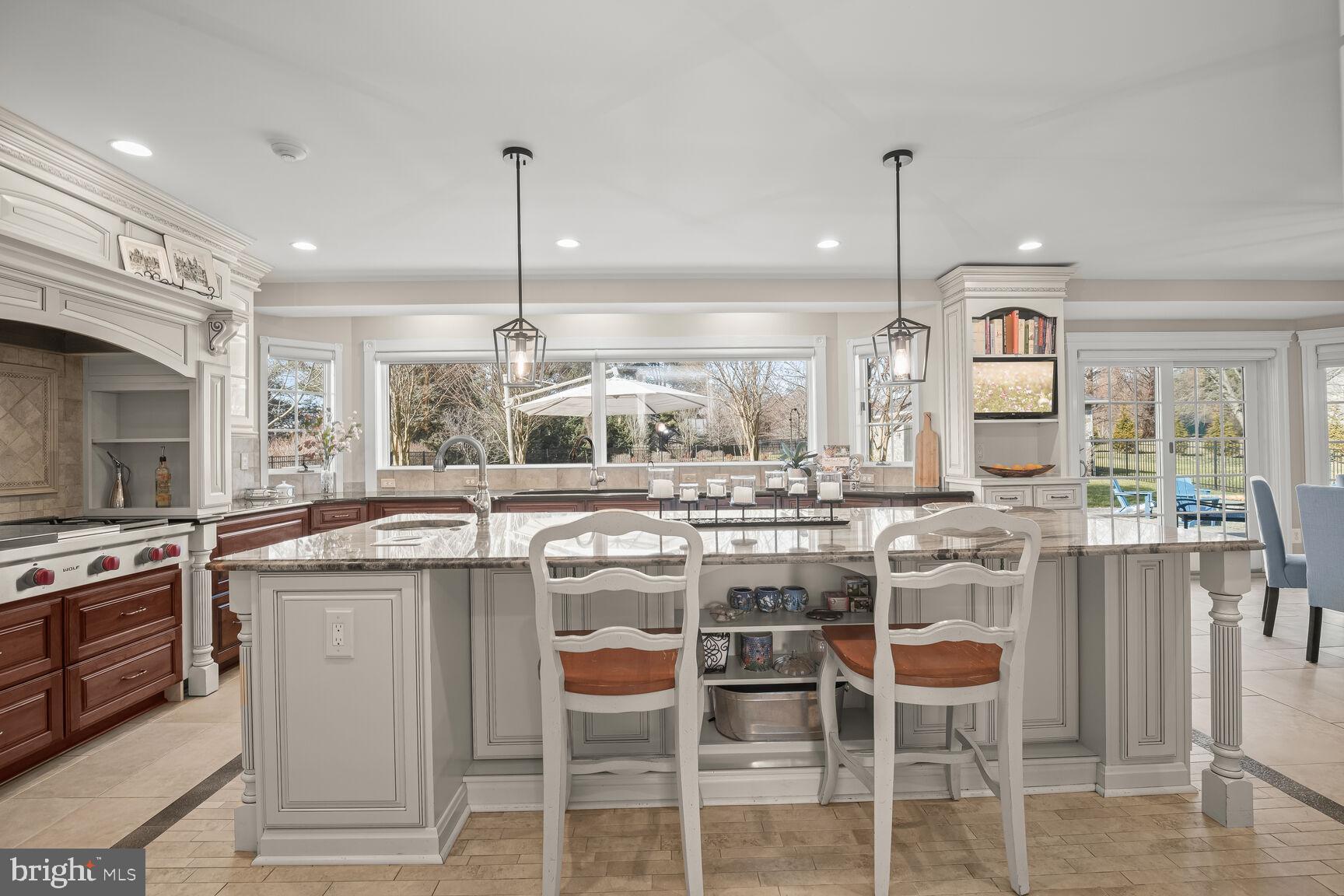 OAKWOOD OVERLOOK - Residential