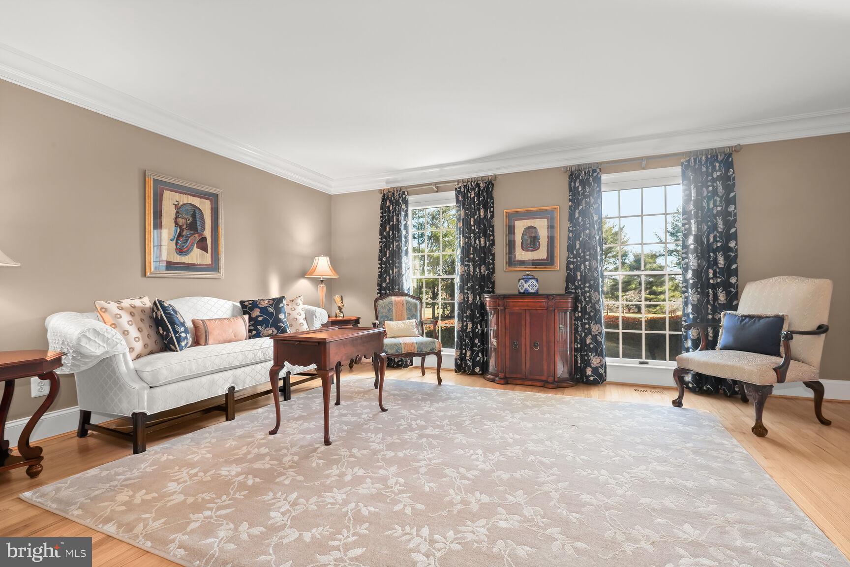 OAKWOOD OVERLOOK - Residential