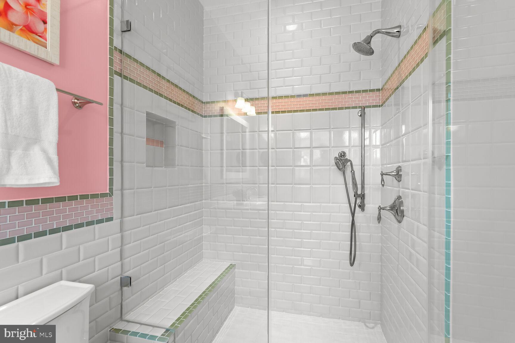 OAKWOOD OVERLOOK - Residential