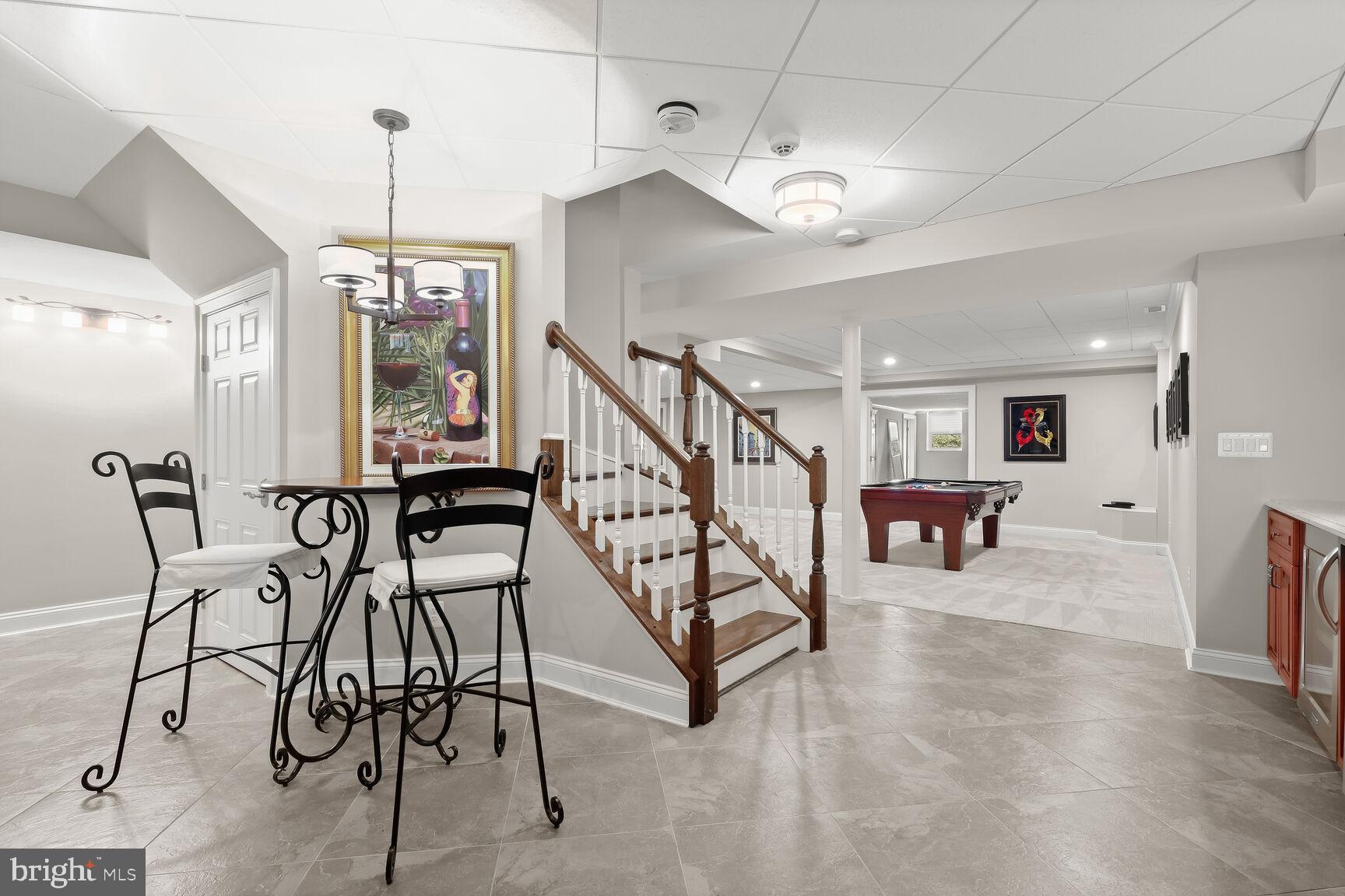 OAKWOOD OVERLOOK - Residential