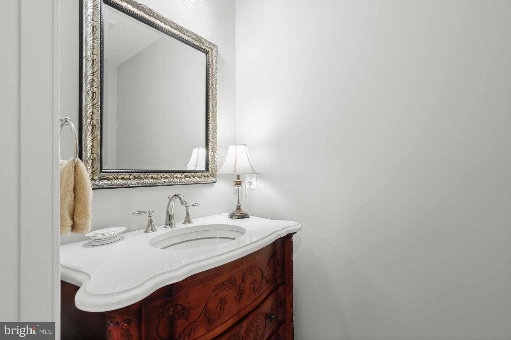 OAKWOOD OVERLOOK - Residential