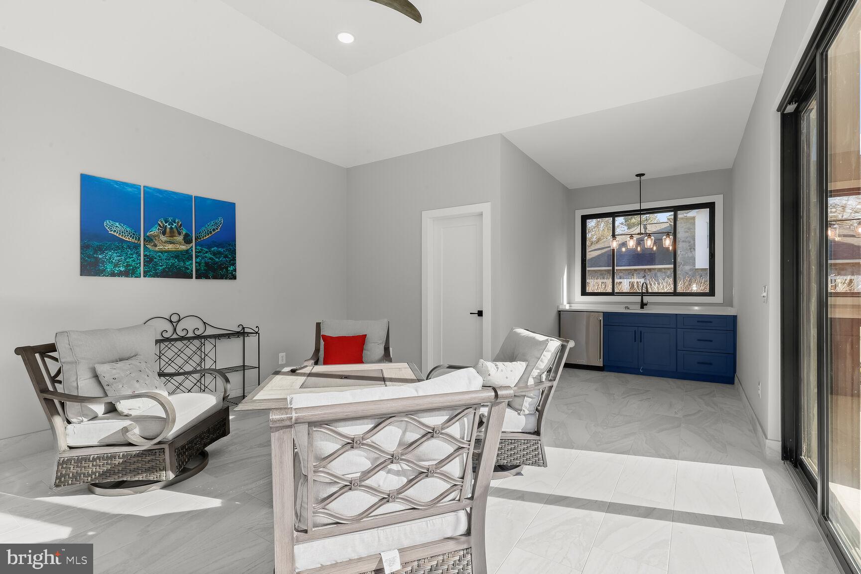 OAKWOOD OVERLOOK - Residential