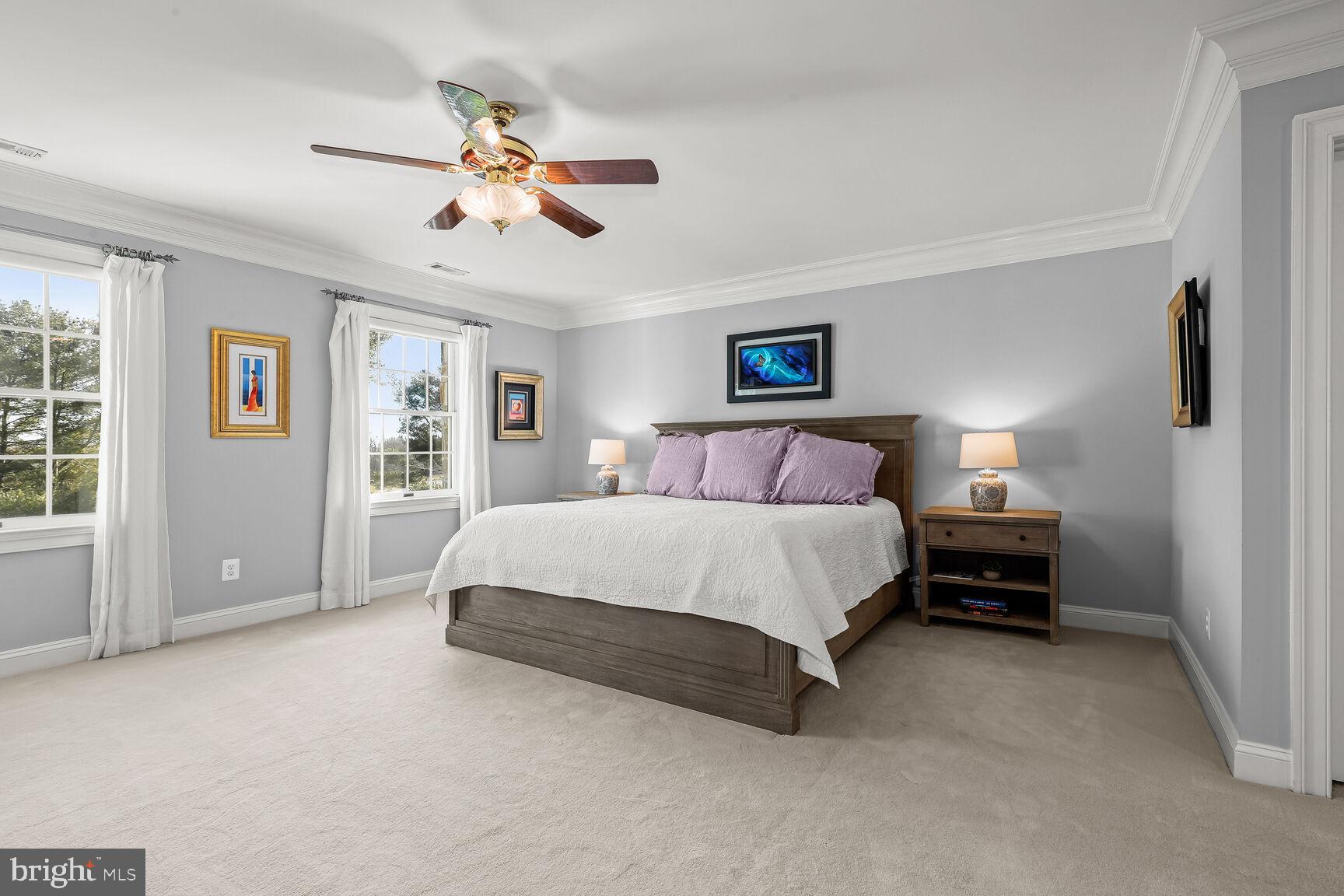 OAKWOOD OVERLOOK - Residential