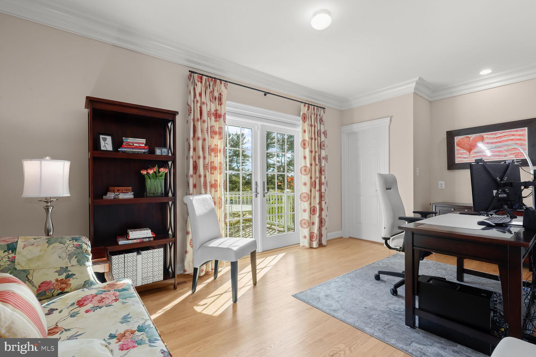 OAKWOOD OVERLOOK - Residential