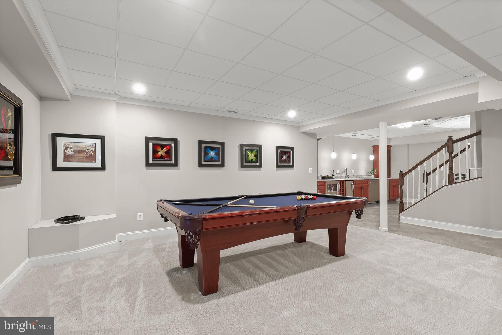 OAKWOOD OVERLOOK - Residential