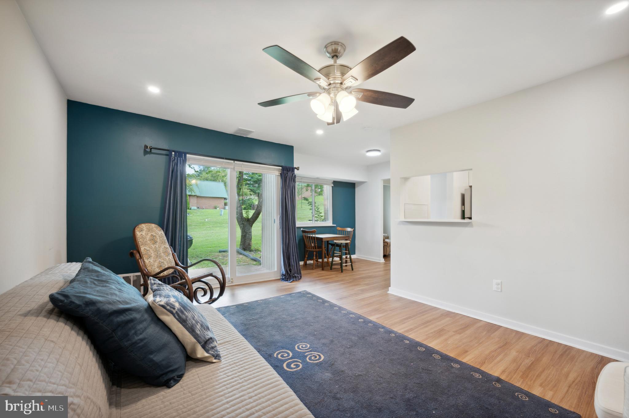 THE MEADOWS - Residential