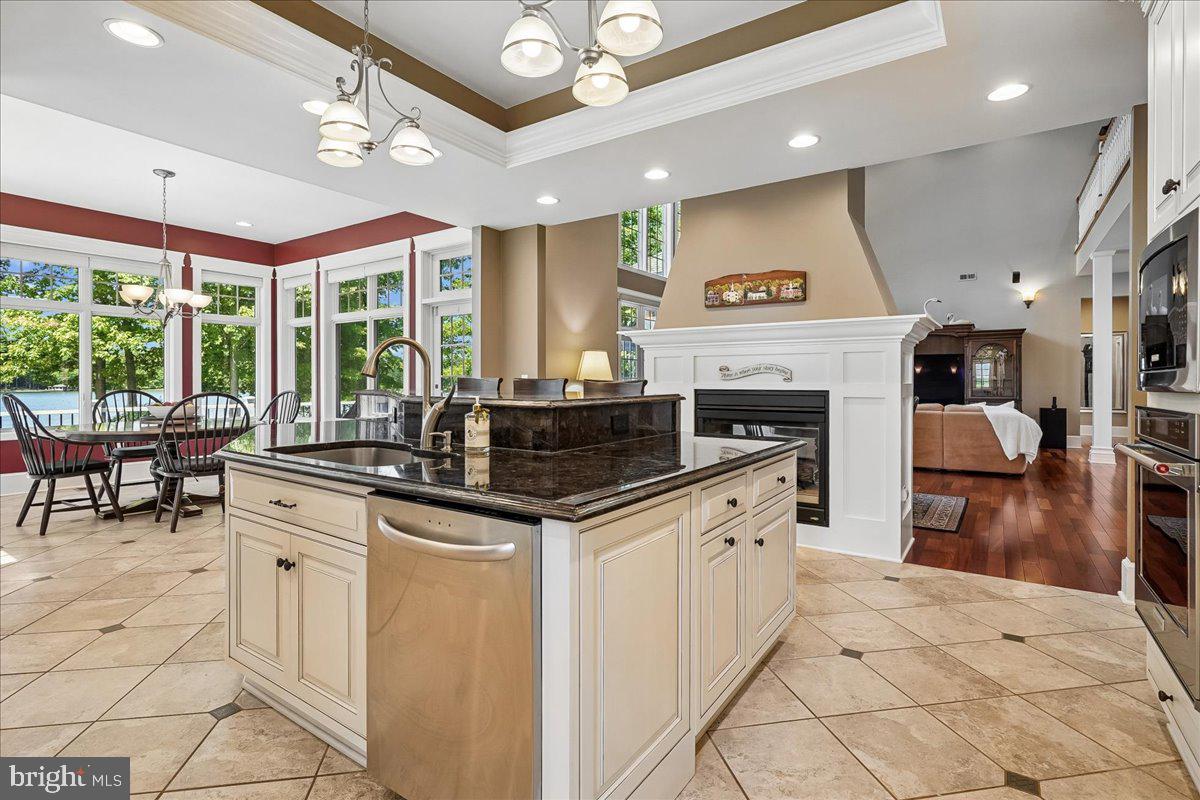 NOAH'S LANDING - Residential