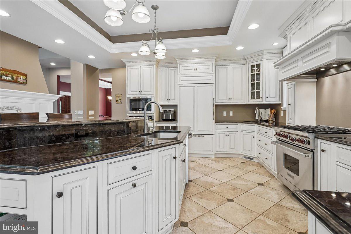 NOAH'S LANDING - Residential