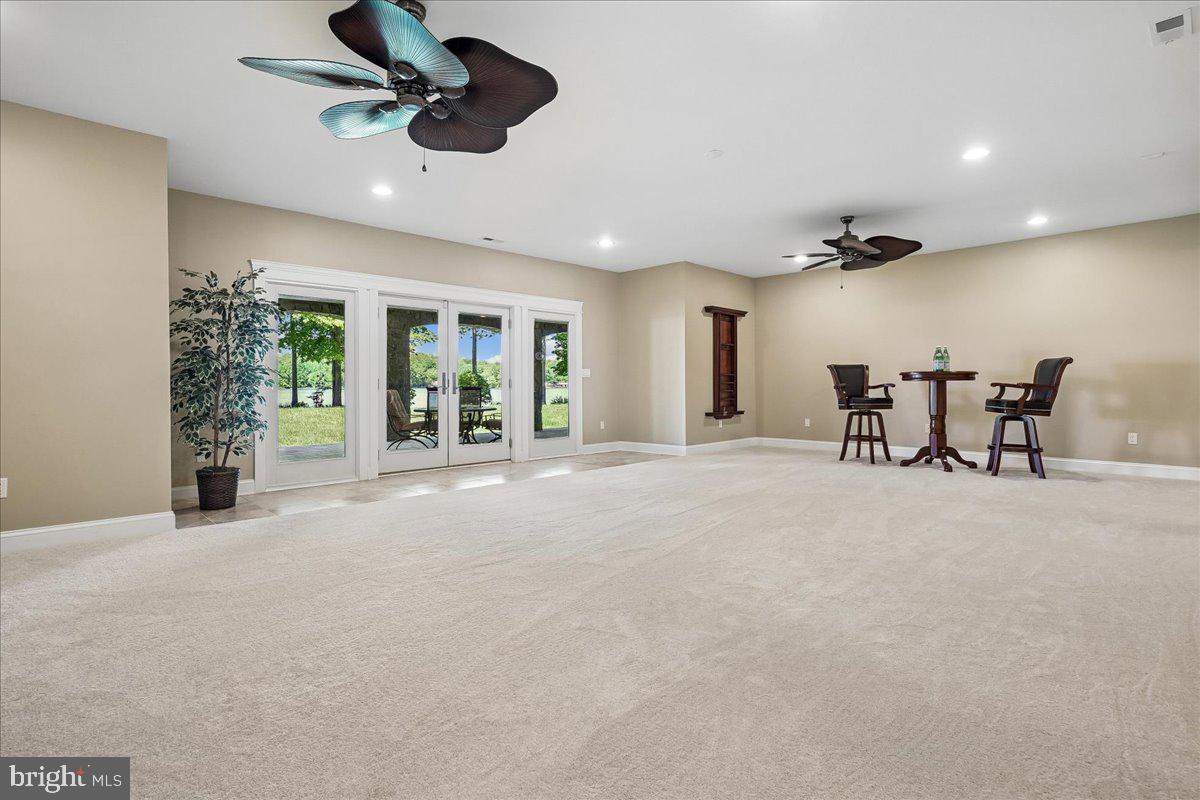 NOAH'S LANDING - Residential