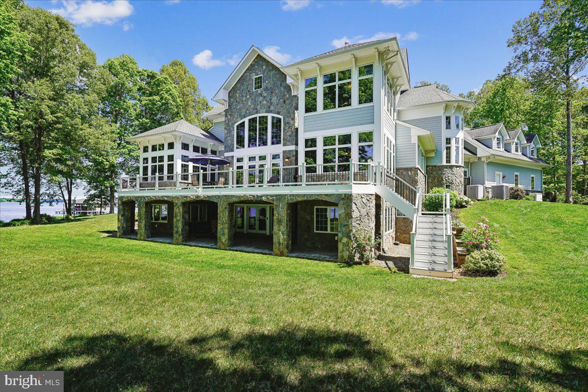 NOAH'S LANDING - Residential