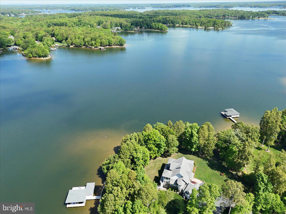 NOAH'S LANDING - Residential