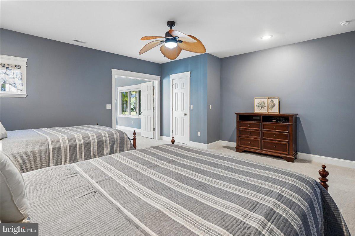 NOAH'S LANDING - Residential