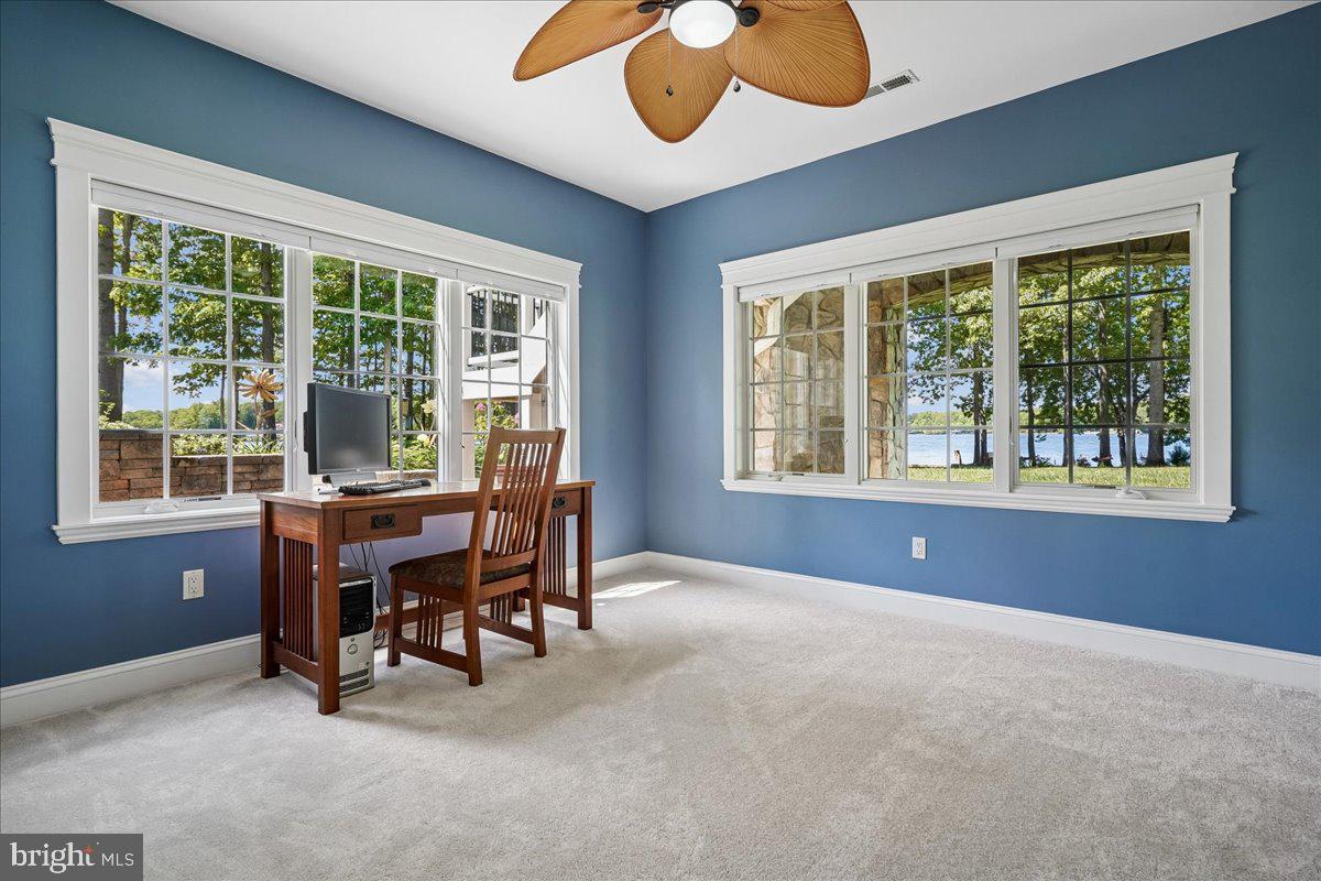 NOAH'S LANDING - Residential