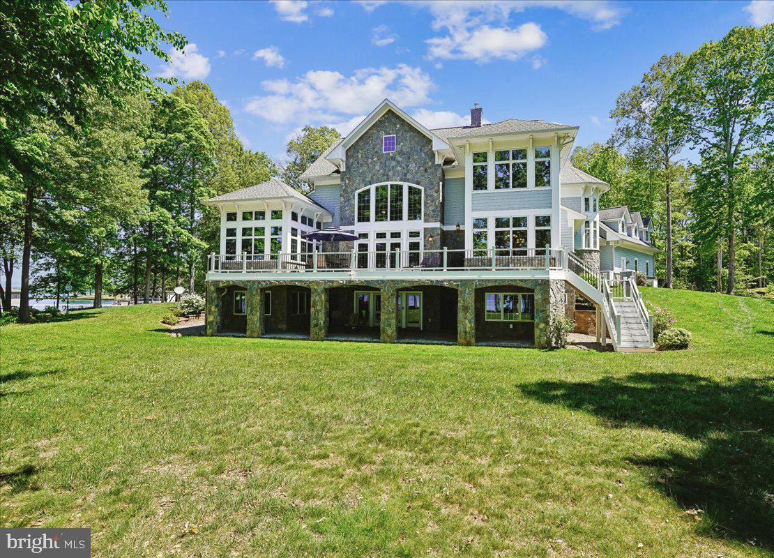 NOAH'S LANDING - Residential