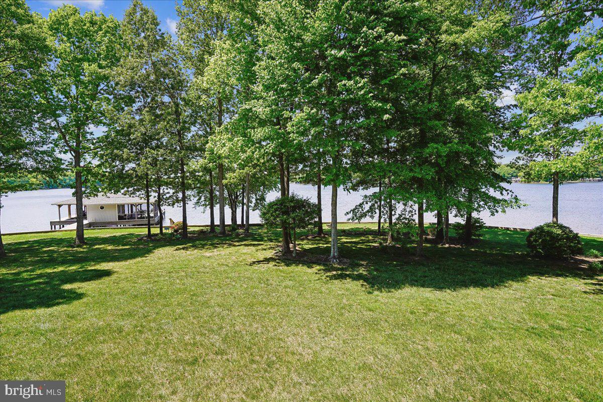 NOAH'S LANDING - Residential