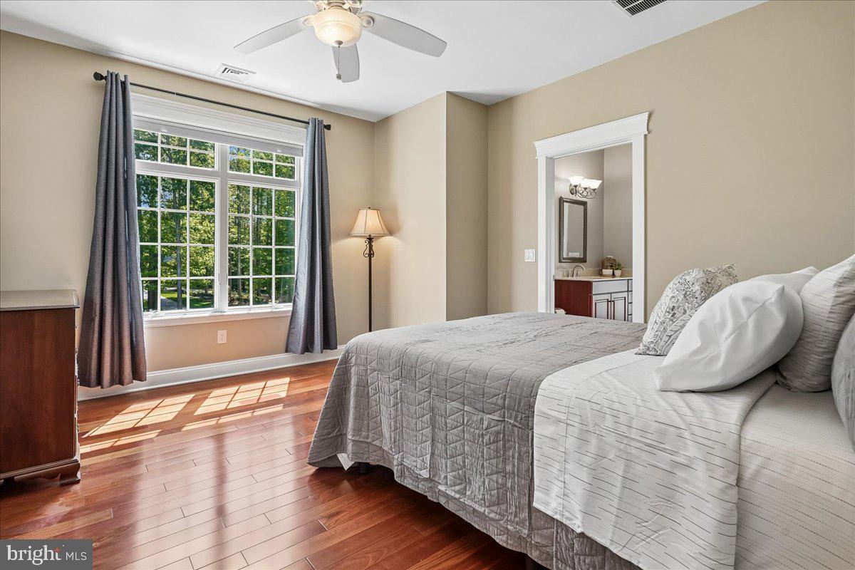 NOAH'S LANDING - Residential