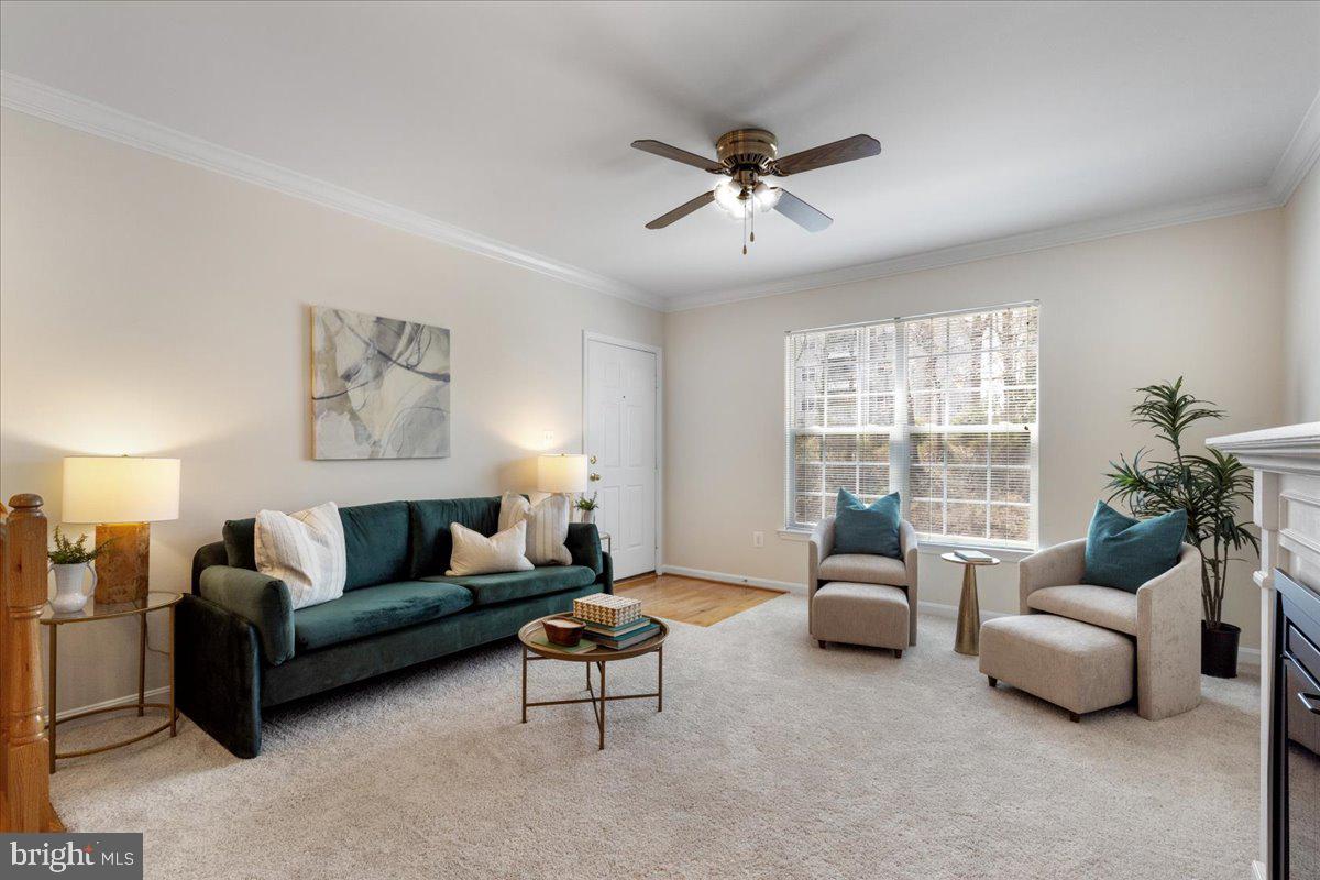 THE HIDEAWAY AT OLD ADMIRAL - Residential