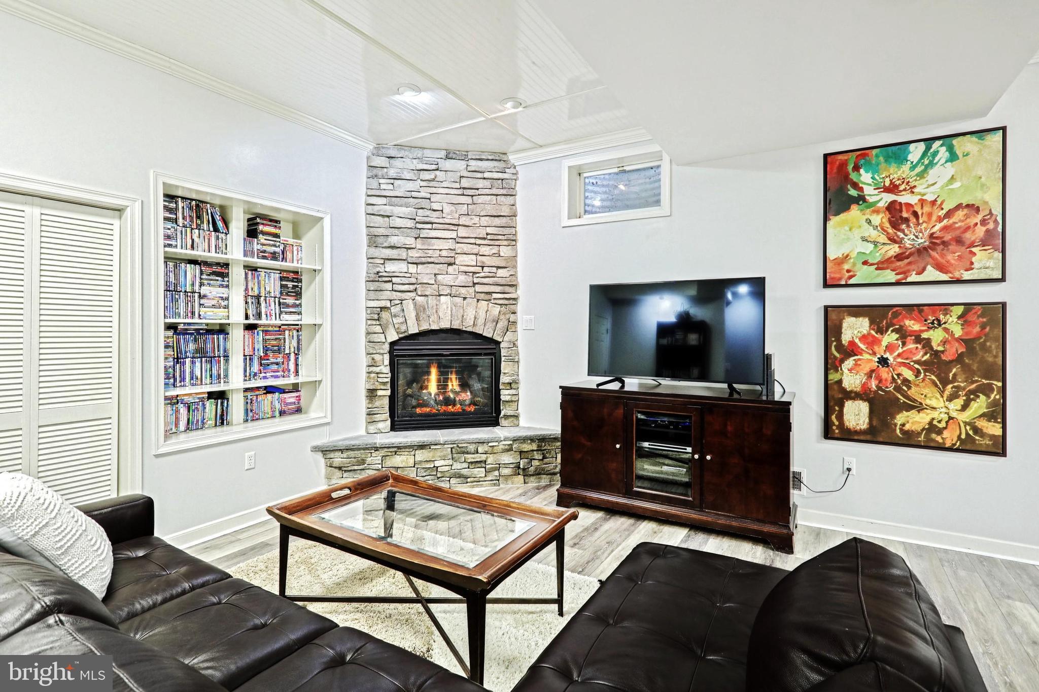 BRITTANY - Residential