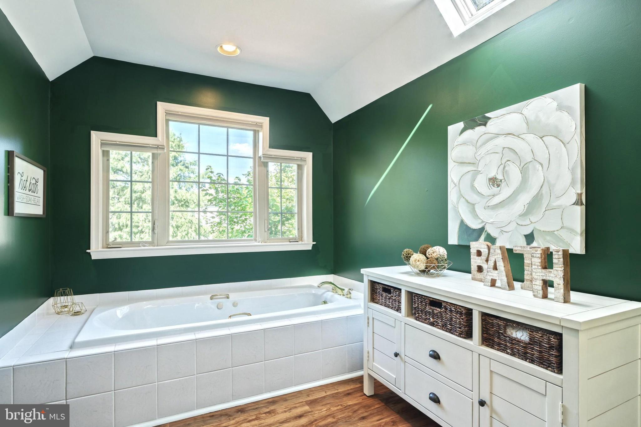 BRITTANY - Residential