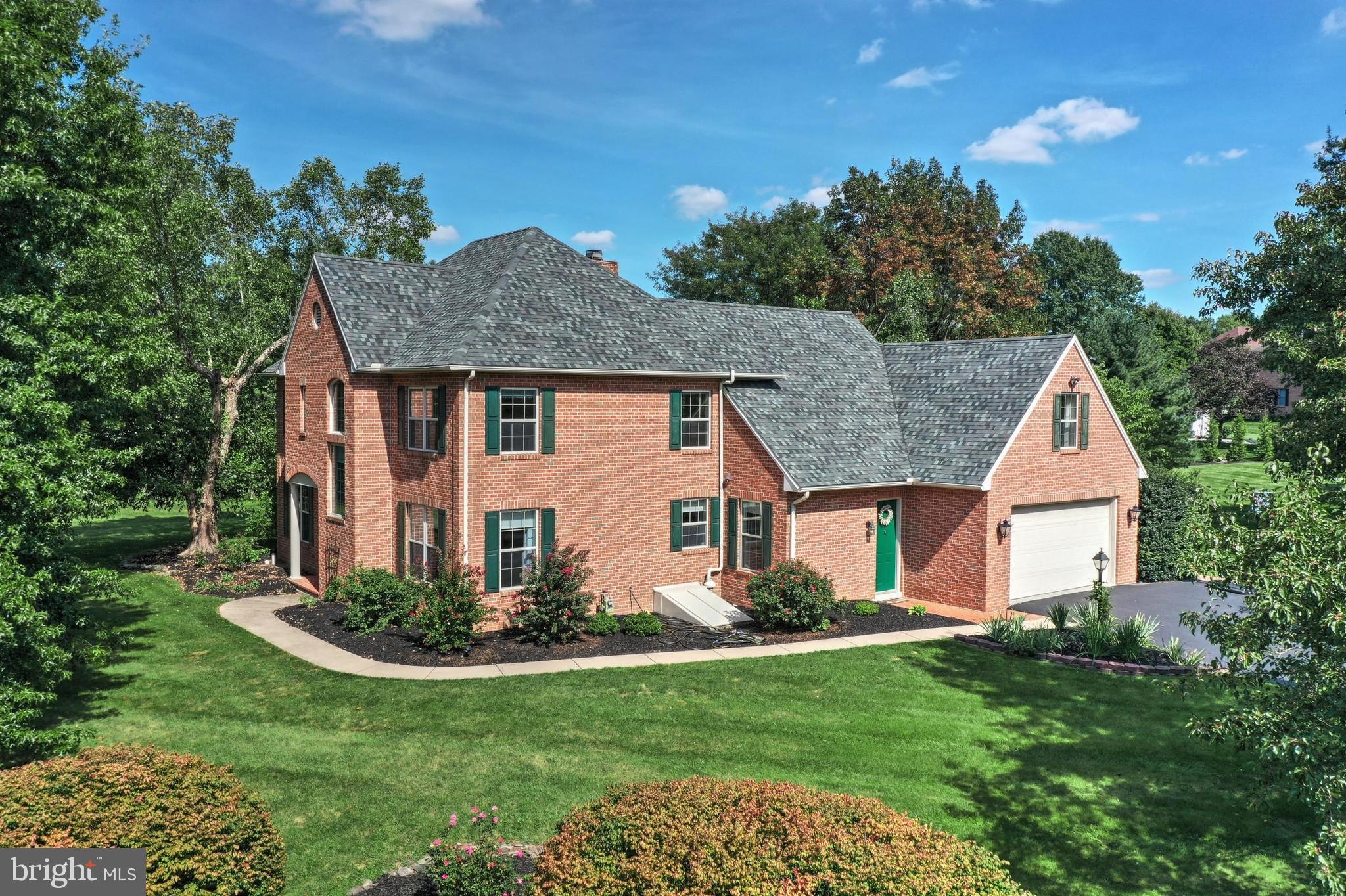 BRITTANY - Residential