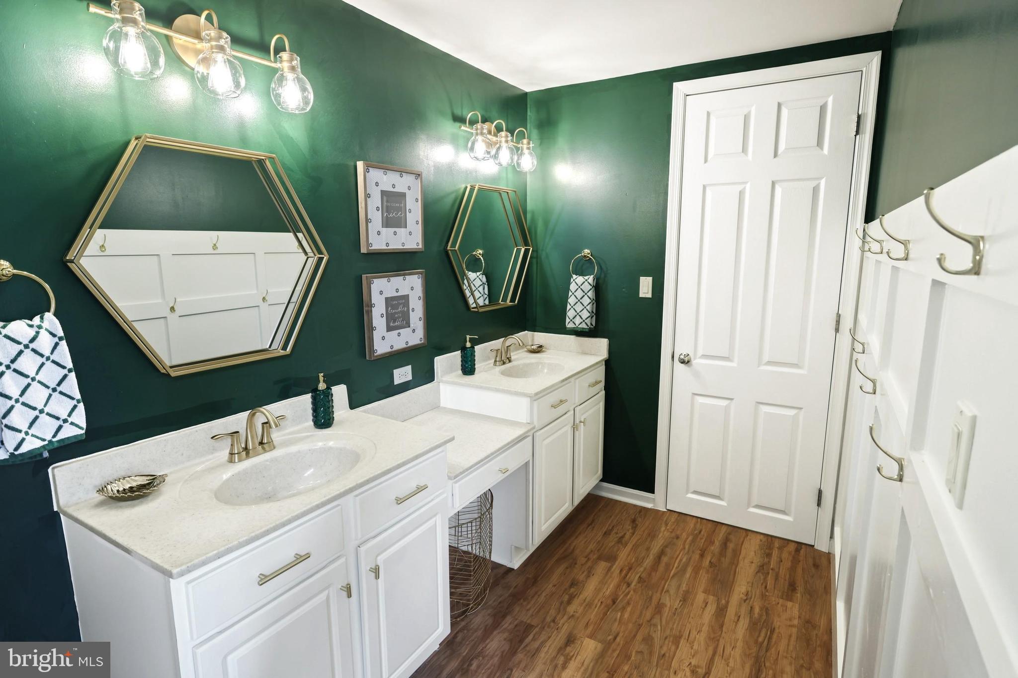 BRITTANY - Residential