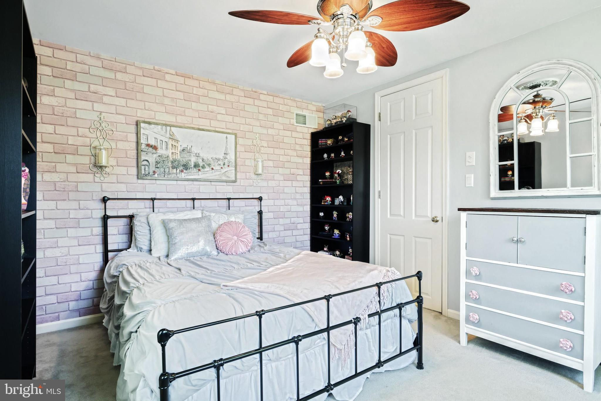 BRITTANY - Residential