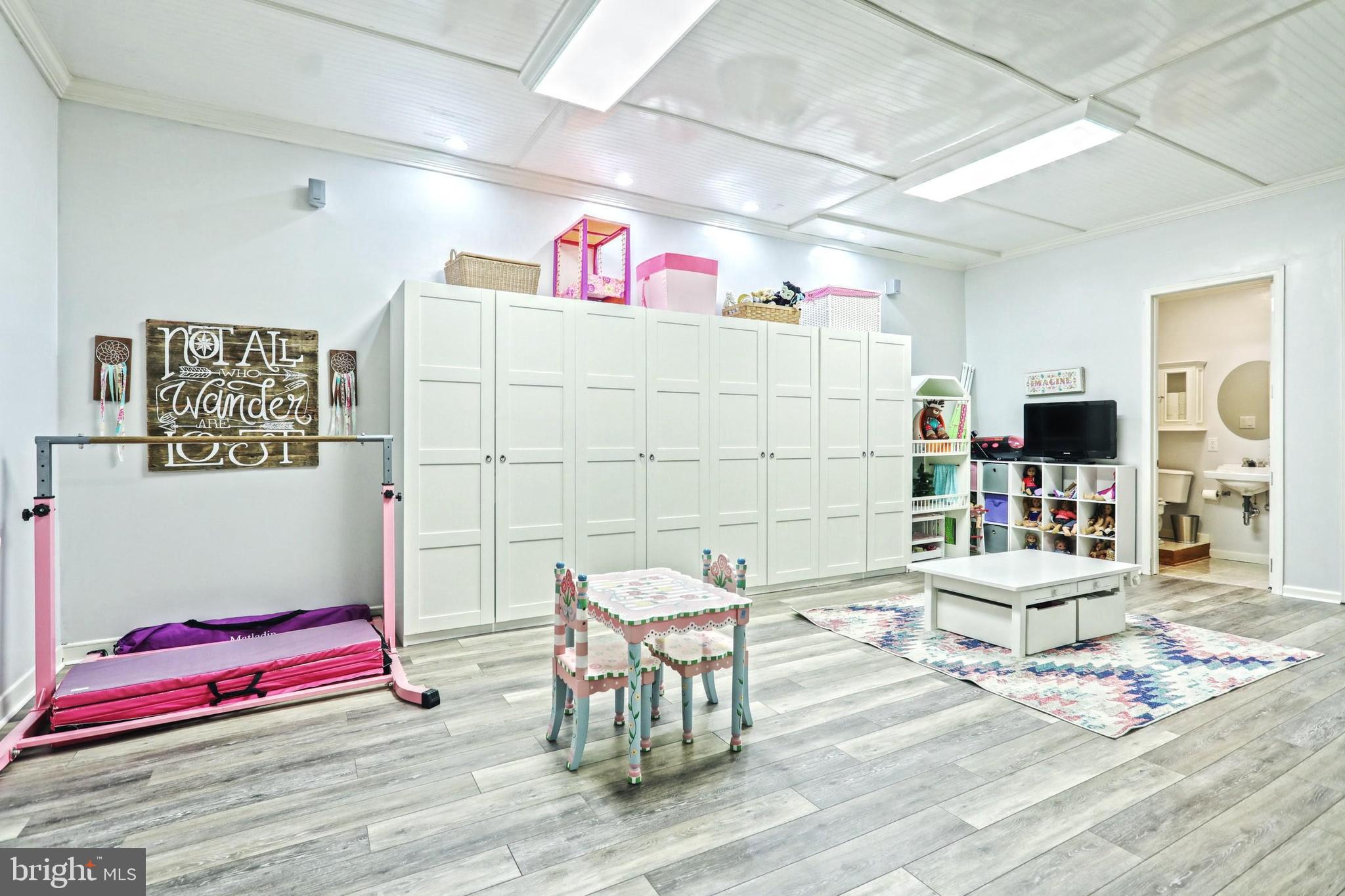 BRITTANY - Residential