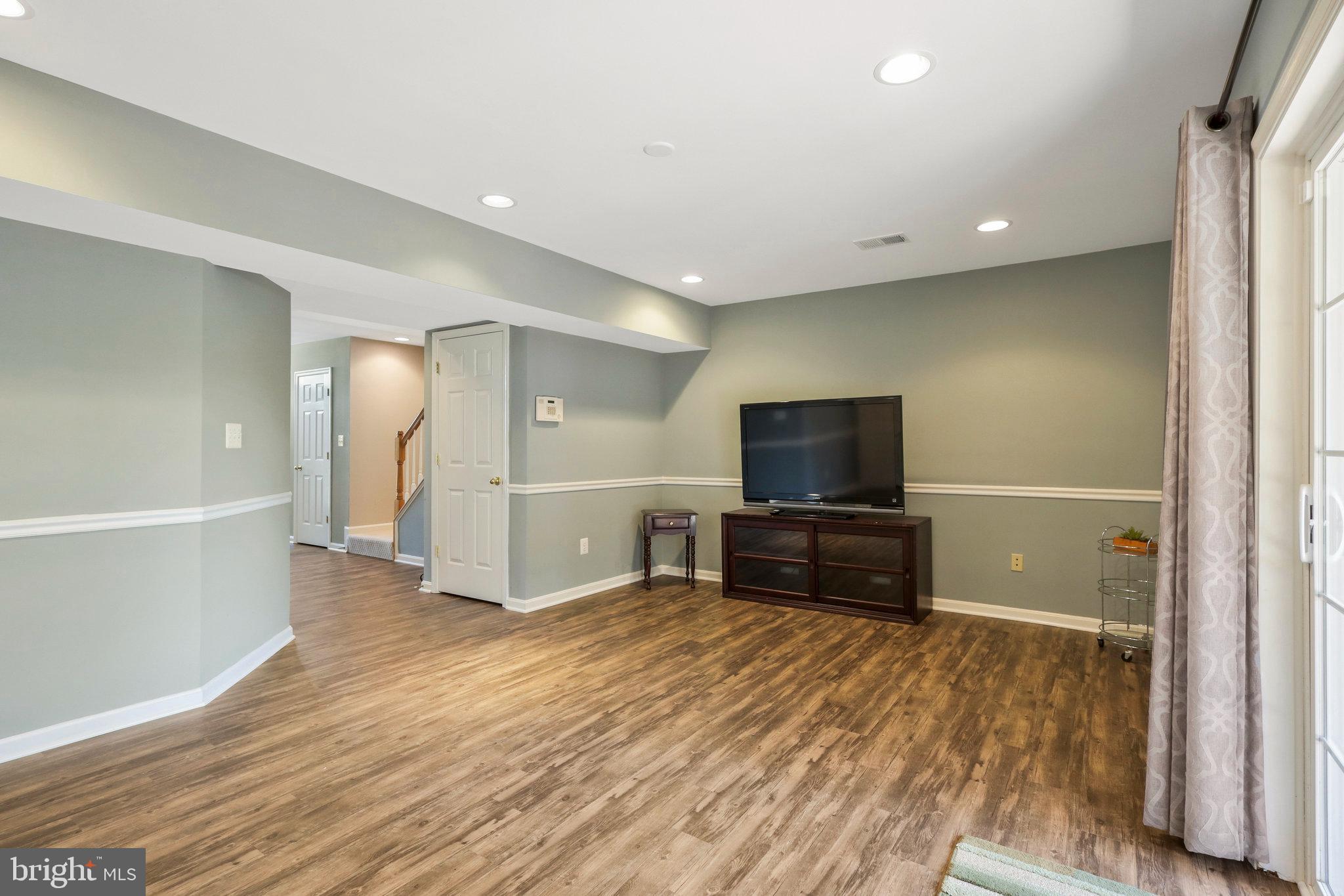 OLDE MILL TOWNS - Residential