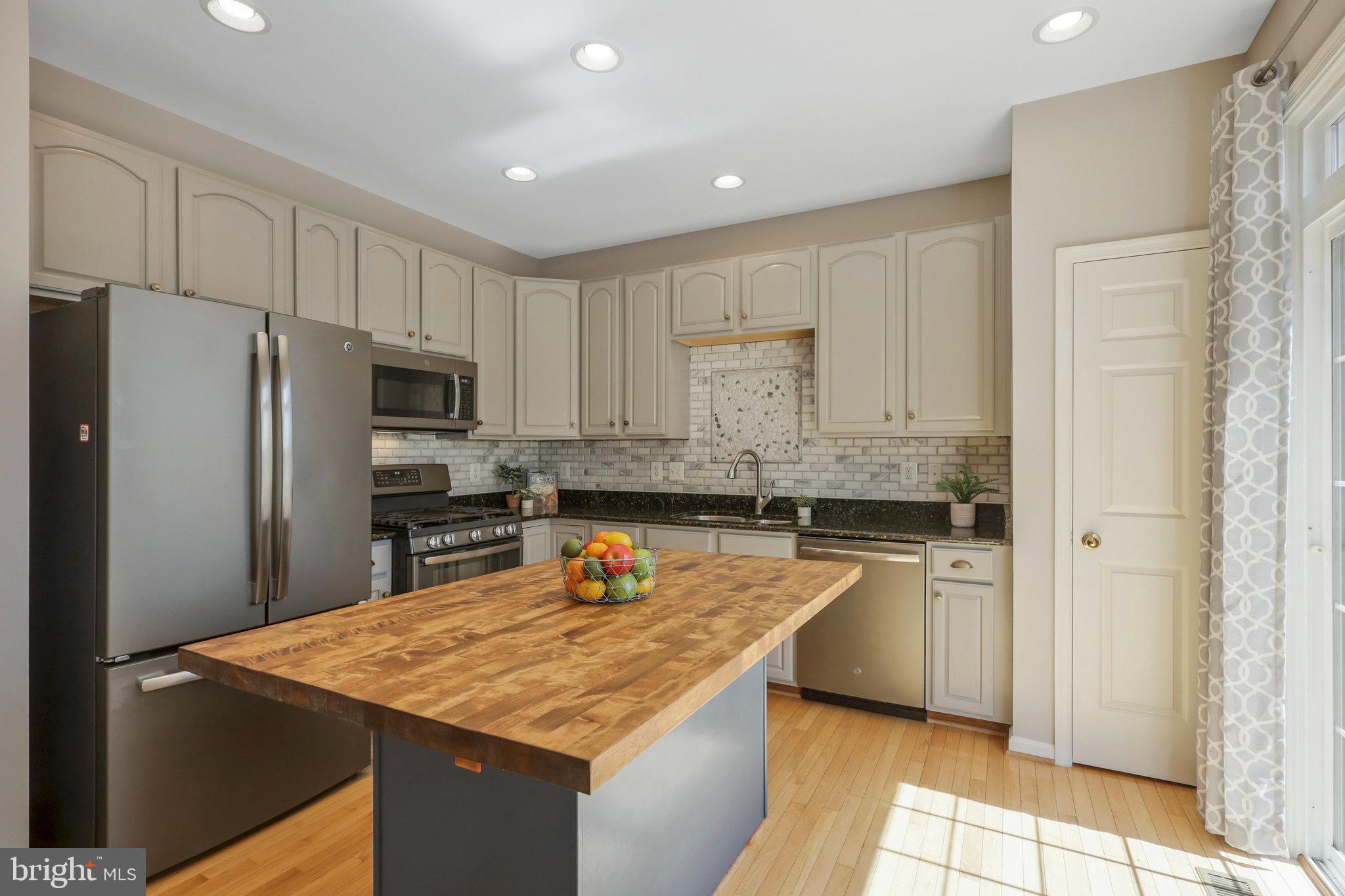 OLDE MILL TOWNS - Residential