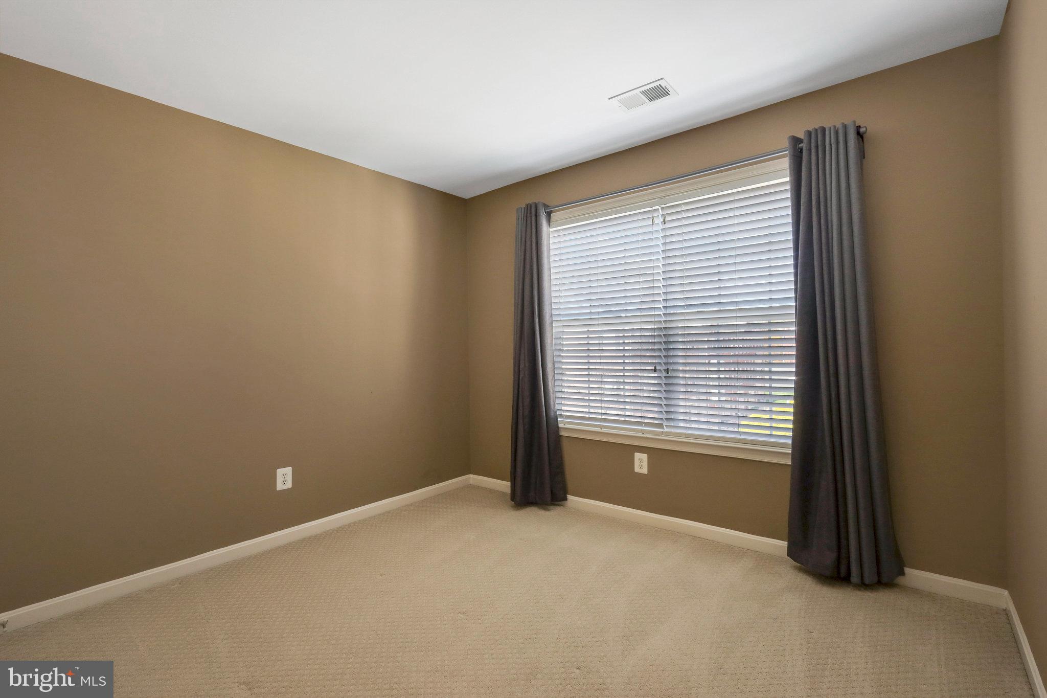 OLDE MILL TOWNS - Residential