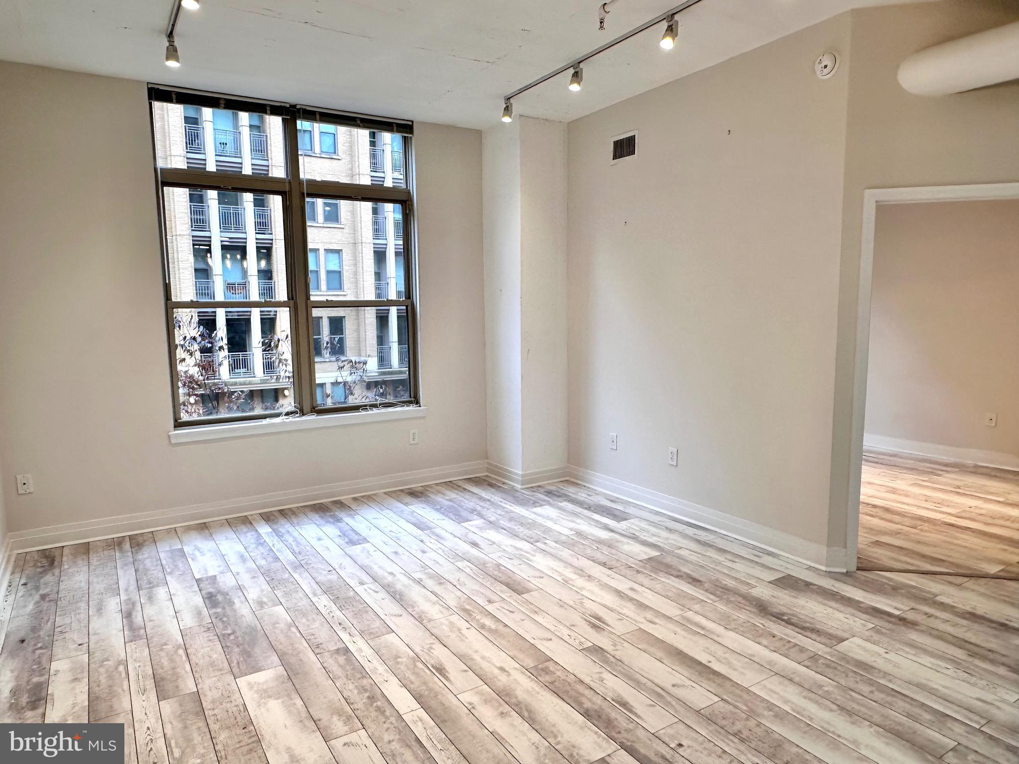 STATION SQUARE - Residential