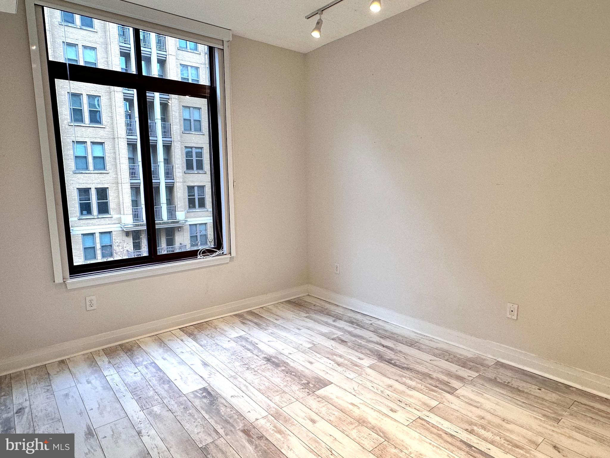 STATION SQUARE - Residential