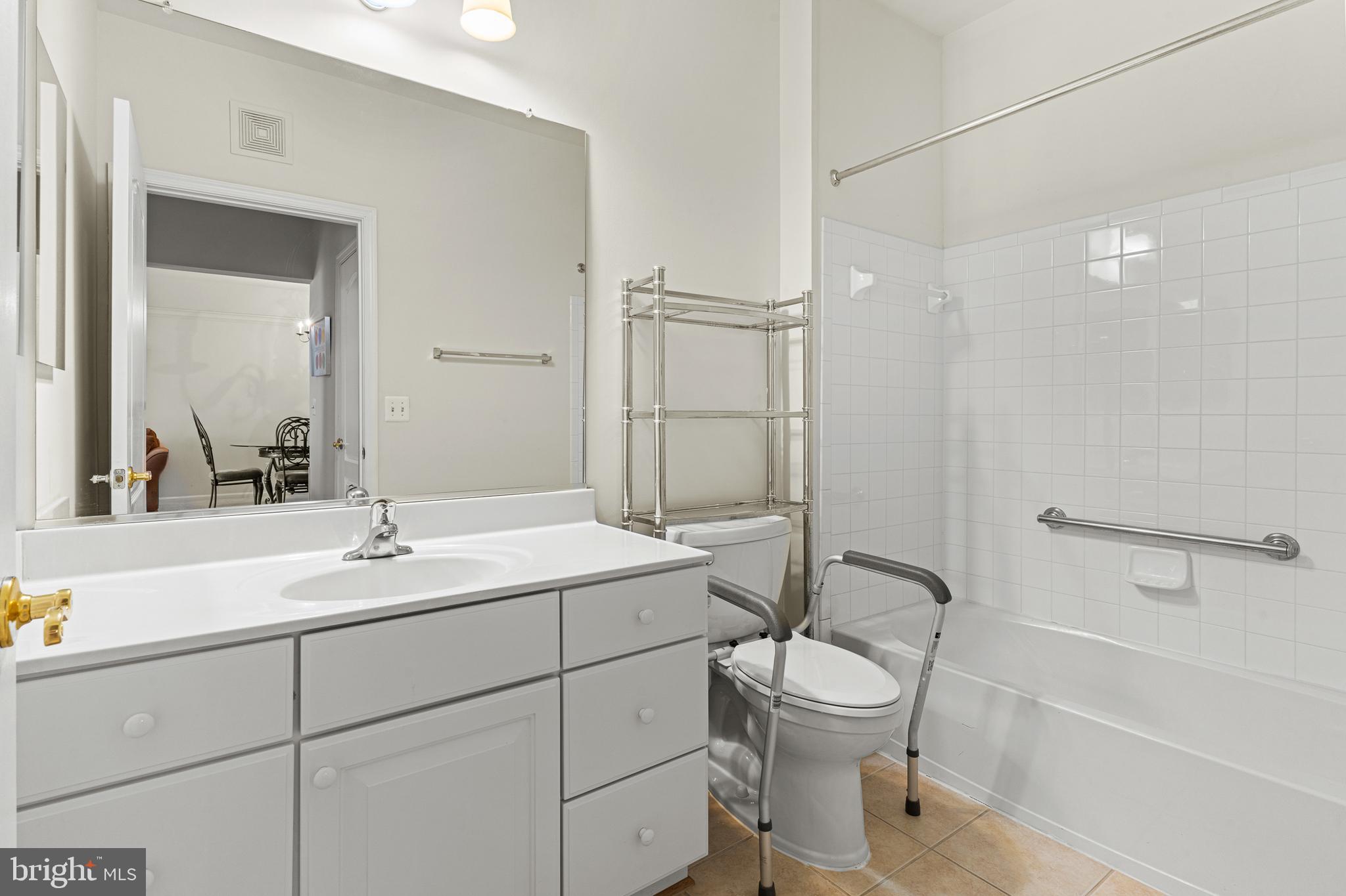 CEDAR RIDGE - Residential