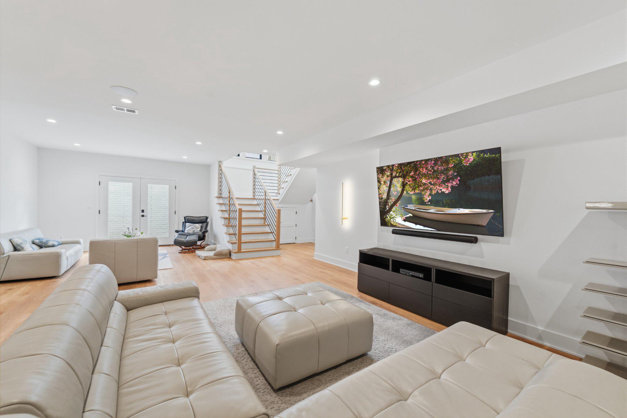 LITTLE VIENNA ESTATES - Residential