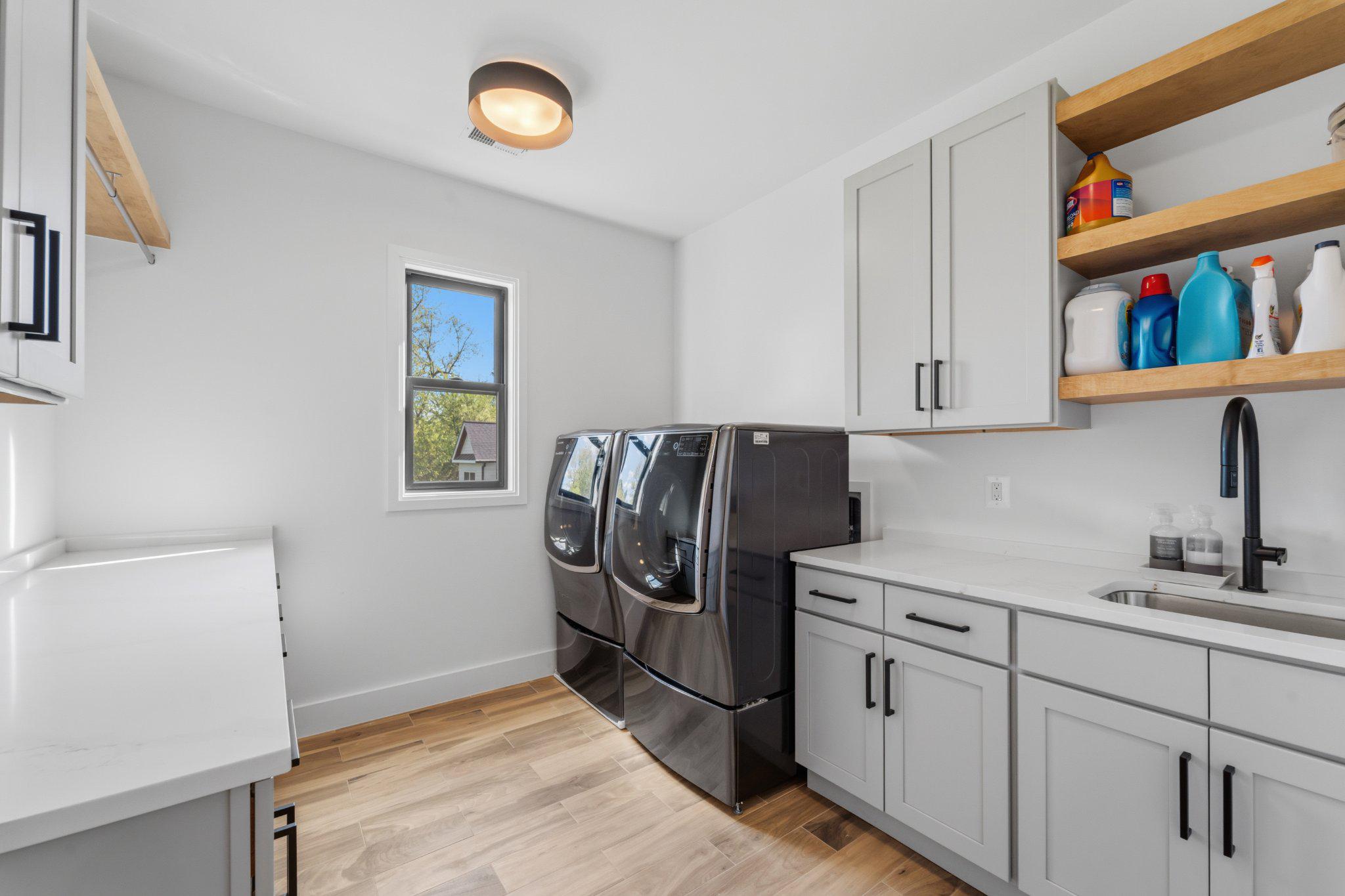 LITTLE VIENNA ESTATES - Residential