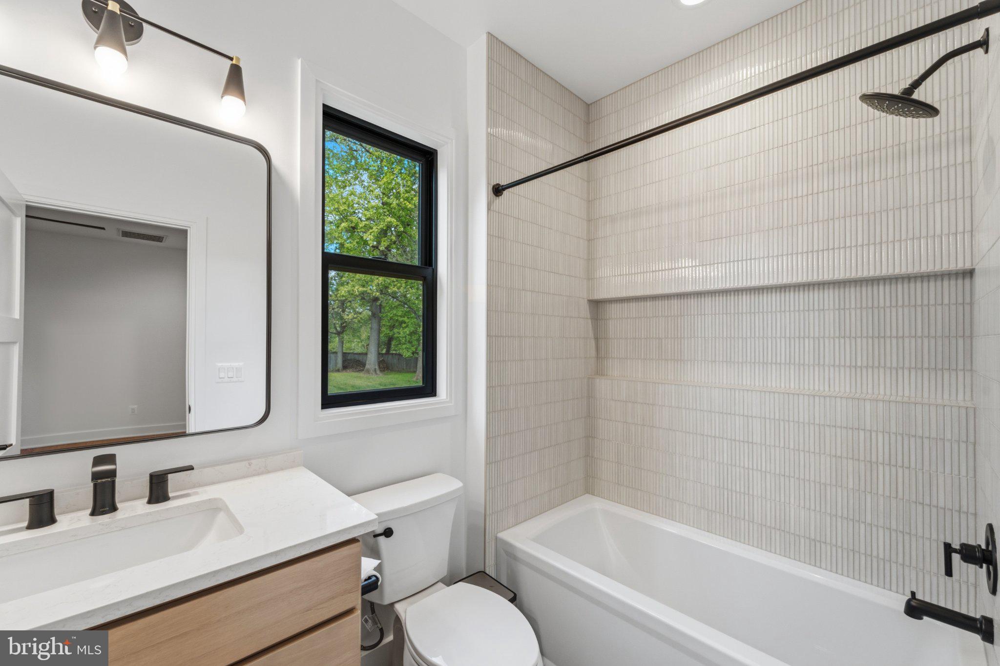 LITTLE VIENNA ESTATES - Residential