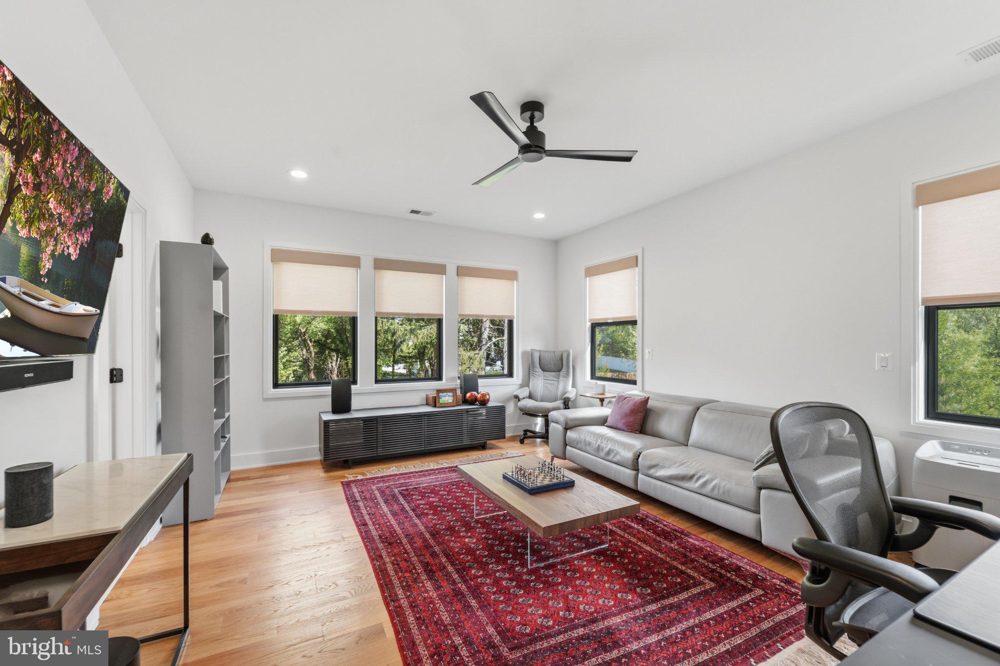 LITTLE VIENNA ESTATES - Residential