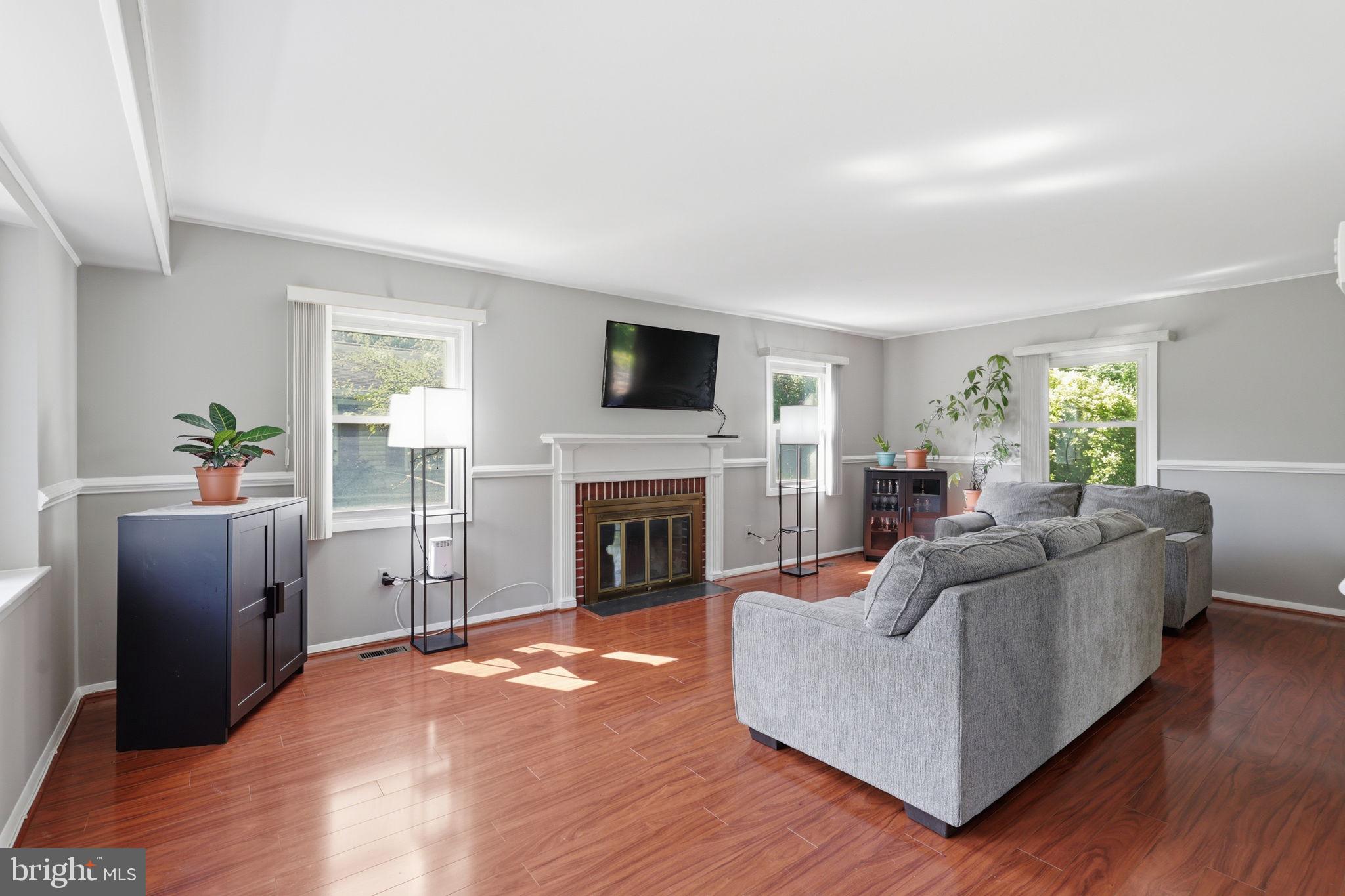 4113 WAKEFIELD LANE